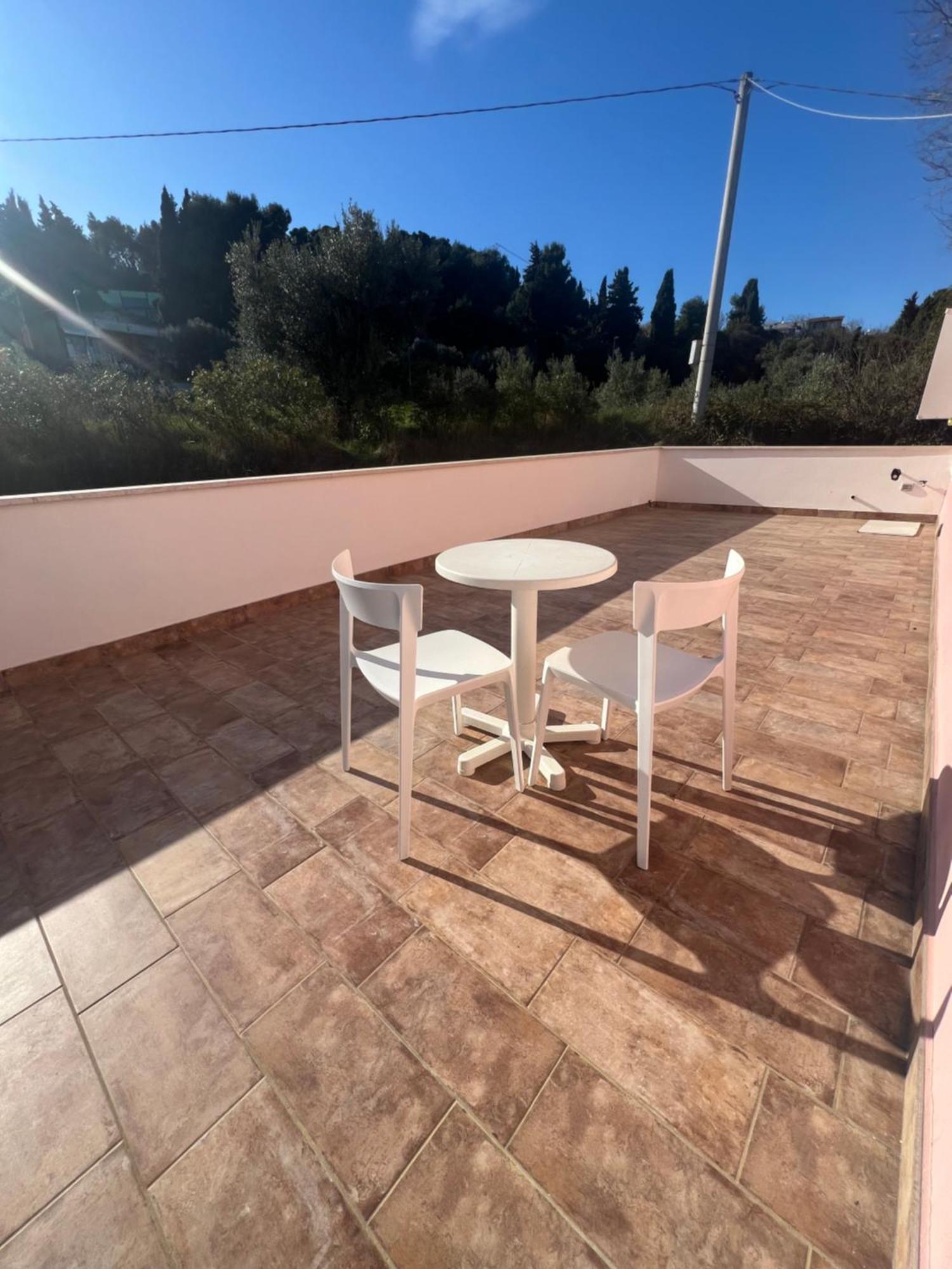 Rosa Nel Verde - Vista D'Amare San Benedetto del Tronto Kültér fotó